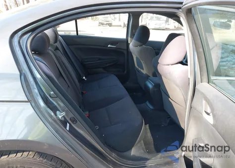 2012 Honda Accord 2.4 Lx из США, поврежденный, VIN 1HGCP2F35CA009704